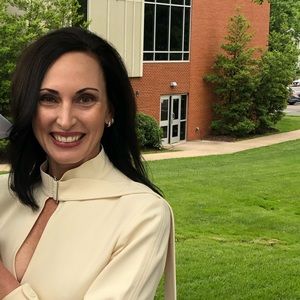 Meet your Posher, Stacy